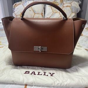 Bally B Turn Tan Top handle/Shoulder Bag
